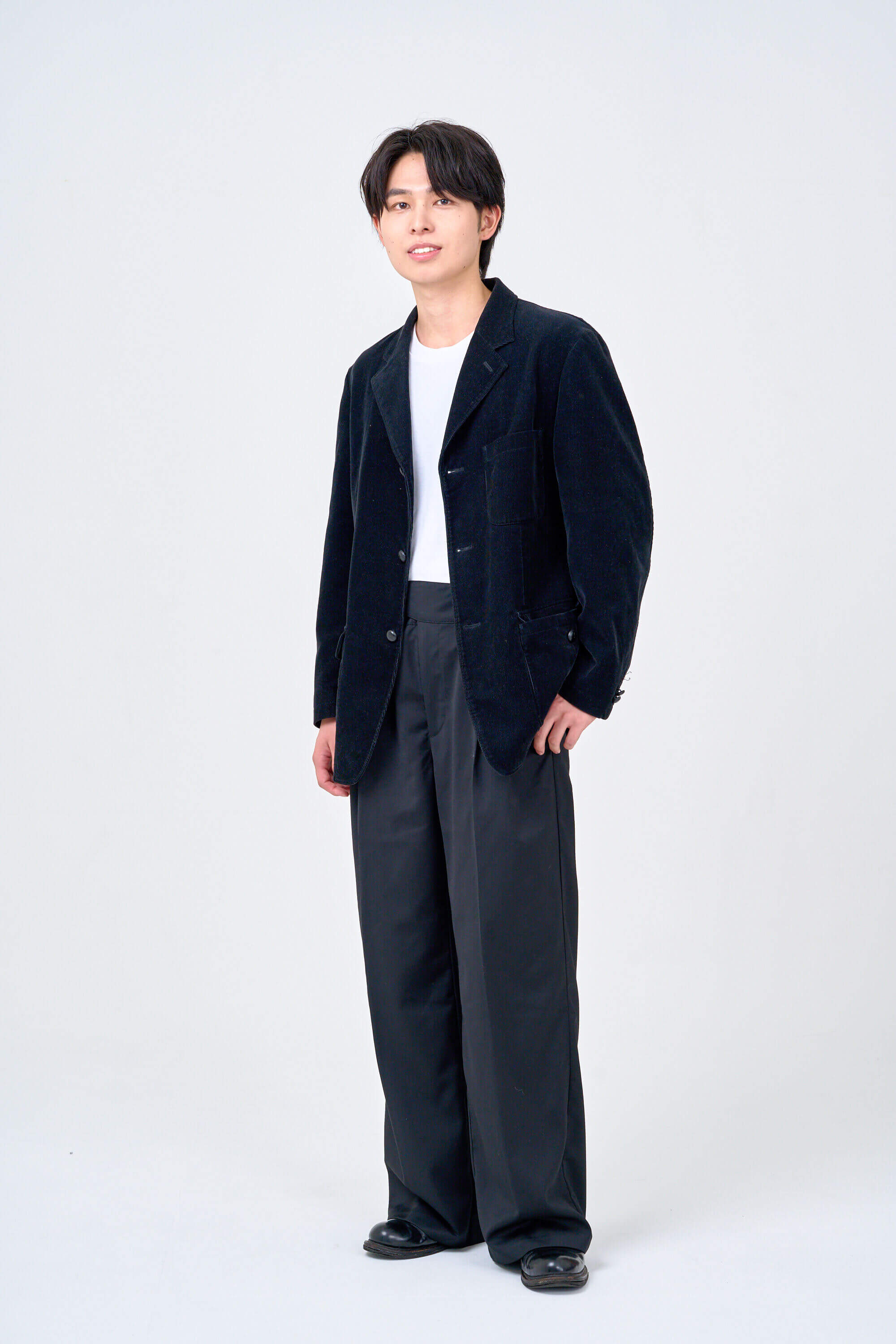 男性全身 レタッチ前