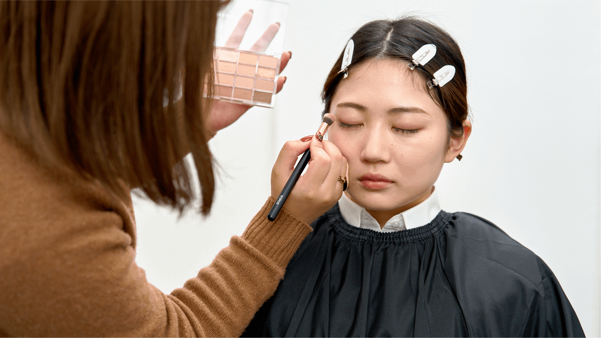 魅力を引き出すヘアメイク